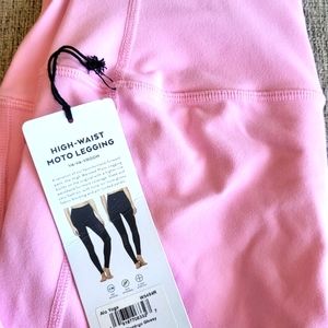 Alo Yoga leggings BRAND NEW size S